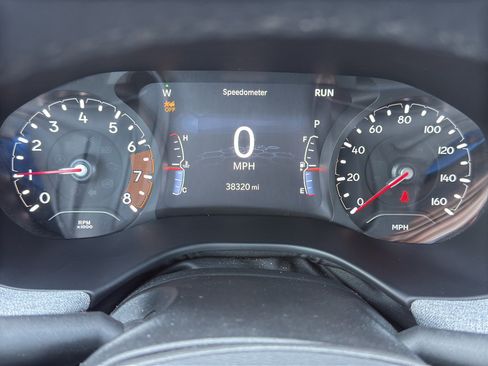 Used 2023 Jeep Compass Latitude AWD/4WD image 36