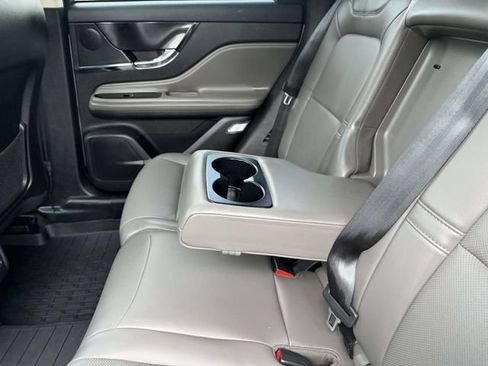 Used 2023 Lincoln Corsair AWD w/ Equipment Group 101A image 15