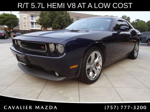 Used 2013 Dodge Challenger R/T RWD image 8