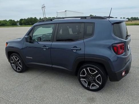 Used 2020 Jeep Renegade Latitude w/ Popular Equipment Group FWD image 7