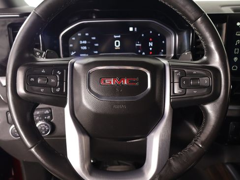 Used 2022 GMC Sierra 1500 SLT RWD image 3