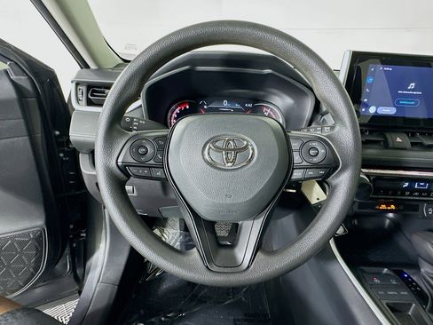 Used 2025 Toyota RAV4 LE image 15