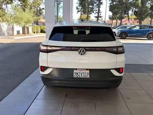 Certified 2024 Volkswagen ID.4 2WD image 4