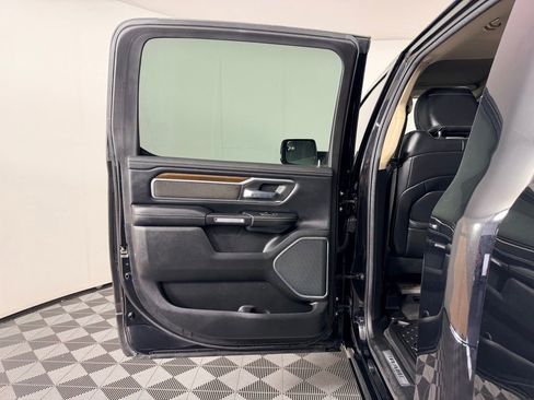 Used 2021 RAM 1500 Laramie AWD/4WD image 28