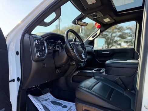 Used 2020 GMC Sierra 2500 Denali w/ Denali Ultimate Package image 12