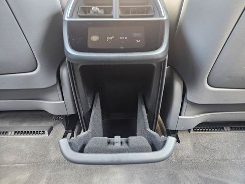 Used 2024 Lucid Air Pure RWD image 72