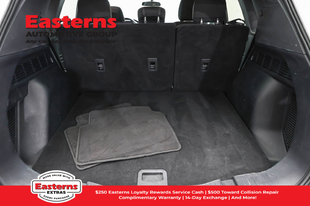 Used 2025 Ford Escape Active FWD image 10