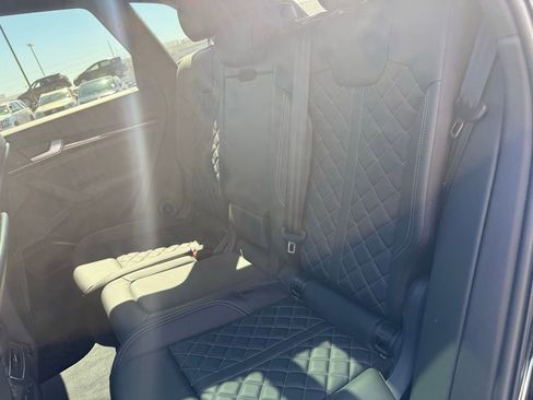 Used 2020 Audi SQ5 Prestige w/ Prestige Package image 10