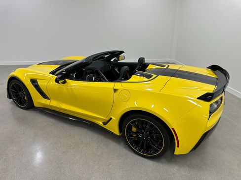 Used 2016 Chevrolet Corvette Z06 w/ C7.r Special Edition image 38