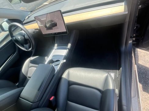 Used 2023 Tesla Model Y Long Range AWD/4WD image 13