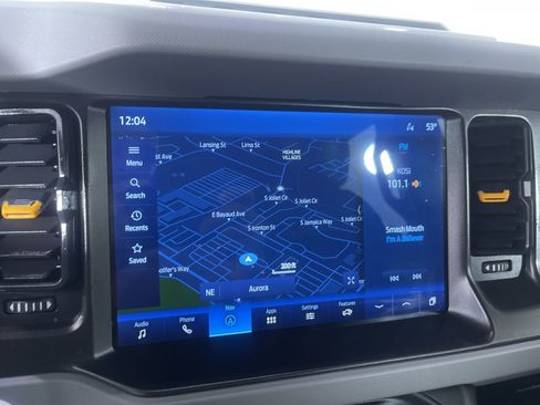 Used 2023 Ford Bronco Badlands image 20