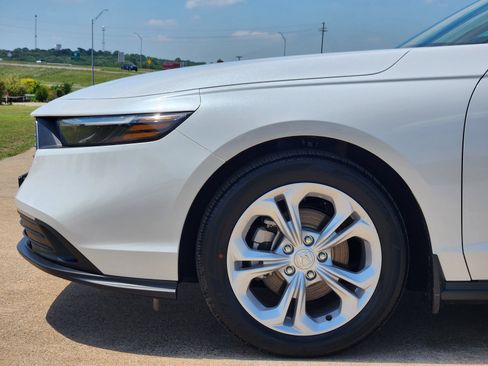 New 2026 Honda Accord LX image 10