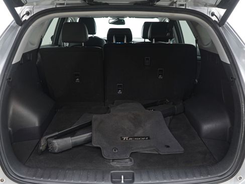 Used 2016 Hyundai Tucson Limited image 9