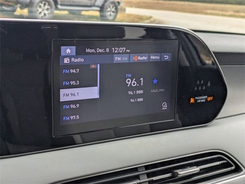 Used 2021 Hyundai Palisade SEL w/ Convenience Package image 18