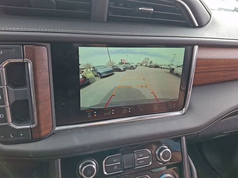 Used 2023 GMC Yukon Denali Ultimate image 19