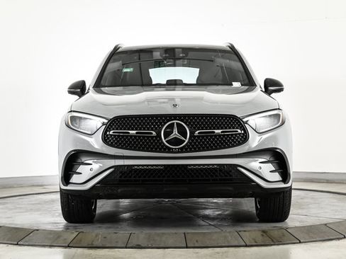 New 2026 Mercedes-Benz GLC 350e 4MATIC image 2