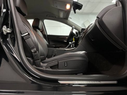 Used 2017 Buick Regal Sport Touring FWD image 24