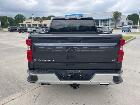 Used 2022 Chevrolet Silverado 1500 LT AWD/4WD image 6