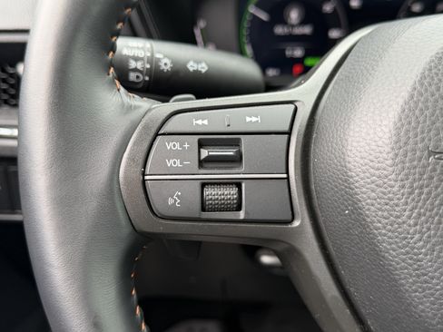 Used 2026 Honda CR-V Sport-L image 3