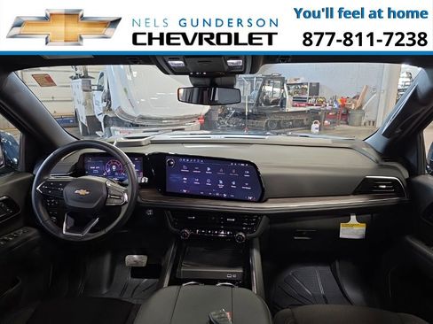 Used 2025 Chevrolet Suburban LS w/ Max Trailering Package image 13