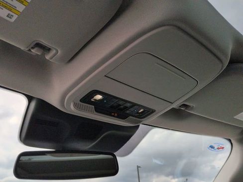 New 2025 Ford Expedition Max Platinum w/ Driver's Package image 22