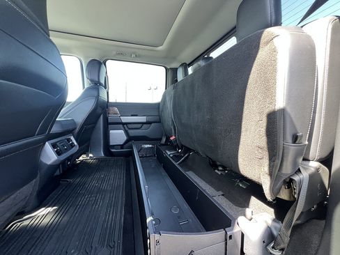 Used 2023 Ford F350 Platinum w/ FX4 Off-Road Package AWD/4WD image 33