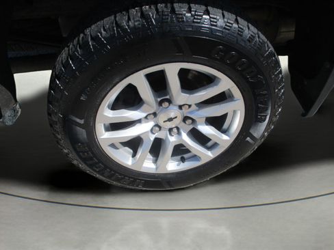Used 2021 Chevrolet Silverado 1500 RST AWD/4WD image 15