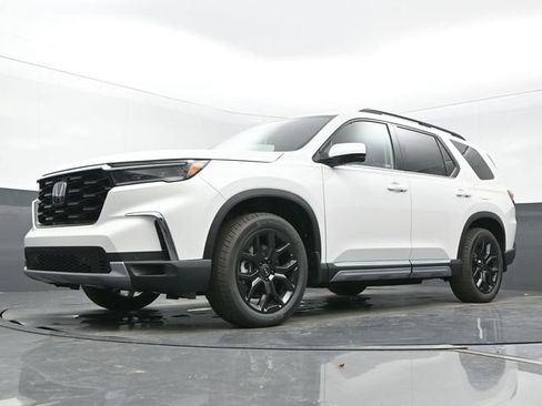 New 2025 Honda Pilot Touring image 20