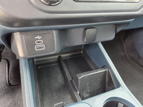 Used 2025 Ford Maverick XL FWD image 10