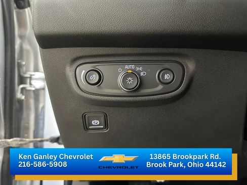 Certified 2022 GMC Terrain SLT AWD/4WD image 10