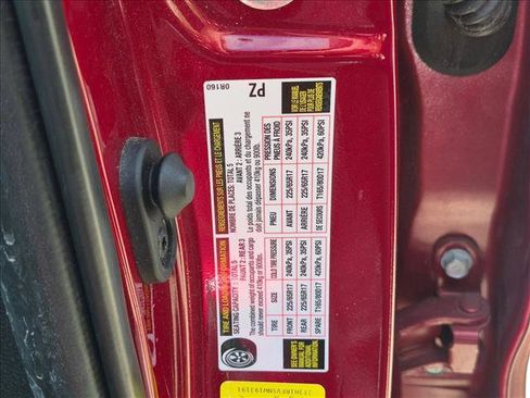 Used 2022 Toyota RAV4 LE FWD image 15
