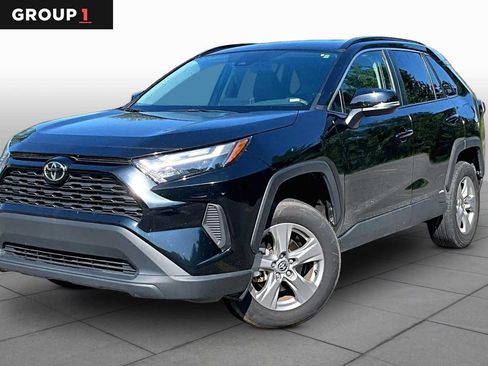 Certified 2025 Toyota RAV4 XLE AWD/4WD image 1