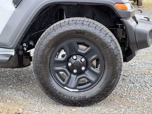 New 2026 Jeep Wrangler Sport AWD/4WD image 25