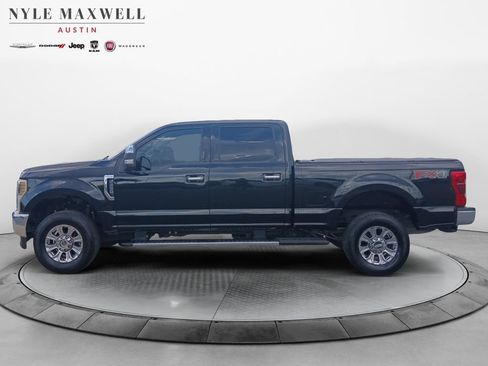 Used 2019 Ford F250 XLT w/ XLT Premium Package AWD/4WD image 13