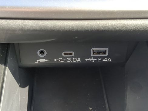 Certified 2025 Subaru Outback Premium image 22