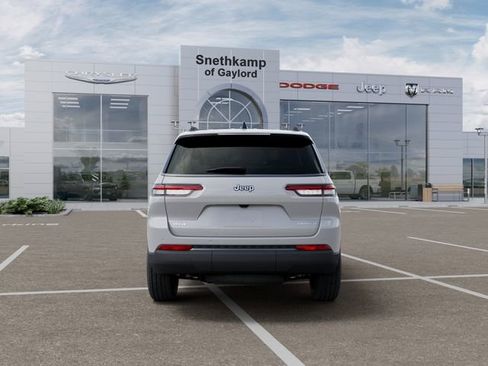 New 2026 Jeep Grand Cherokee L Limited w/ Limited Altitude Package image 7