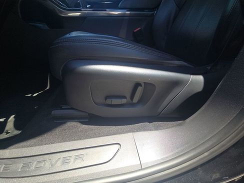 Used 2020 Land Rover Range Rover Evoque S AWD/4WD image 18