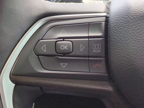 New 2026 Jeep Grand Cherokee Altitude AWD/4WD image 25