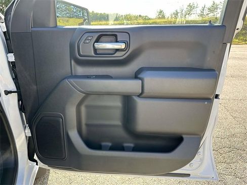 Used 2025 Chevrolet Silverado 1500 Custom w/ Turbomax Blackout Package image 25