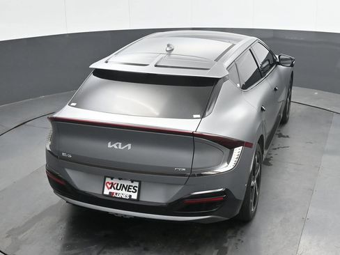Used 2022 Kia EV6 GT-Line w/ GT-Line Suede Seat Package AWD/4WD image 27