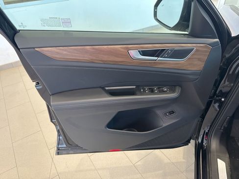 New 2026 Volkswagen Atlas SE image 10