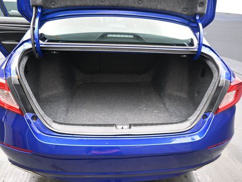 Used 2022 Honda Accord Sport image 18