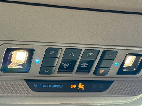 Used 2023 Ford Explorer Limited w/ Limited Technology Package image 33