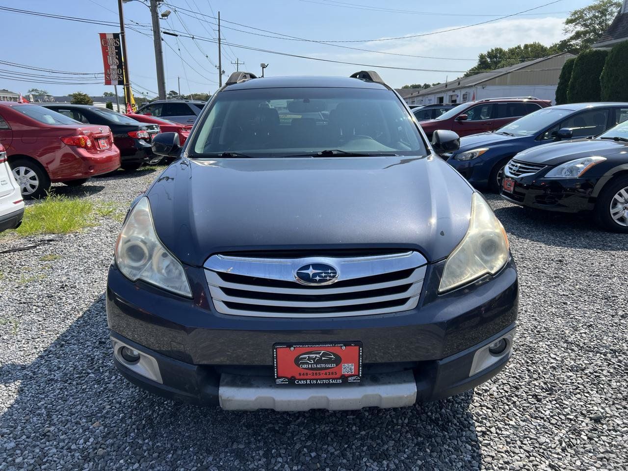 Used 2011 Subaru Outback 2.5i Limited w/ PWR Moonroof Pkg AWD/4WD image 2