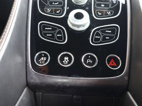 Used 2014 Aston Martin Vanquish Coupe RWD image 26