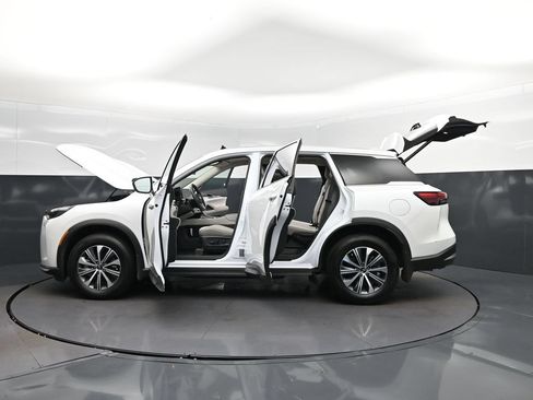 Certified 2026 INFINITI QX60 Pure w/ Cargo Package FWD image 47