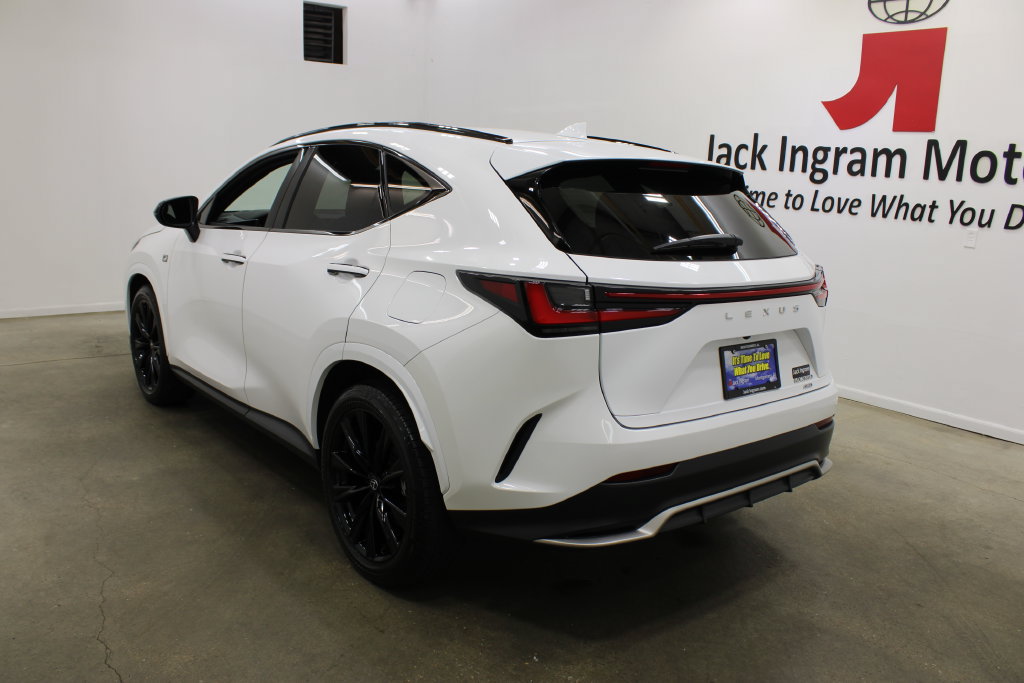 Used 2024 Lexus NX 350 F Sport AWD/4WD image 3