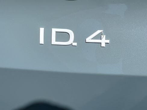 Used 2025 Volkswagen ID.4 Pro S RWD image 27