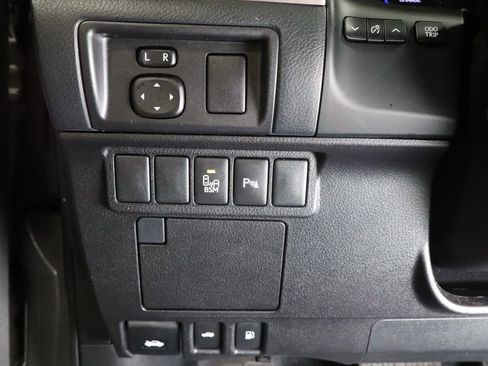 Used 2015 Lexus ES 300h image 23