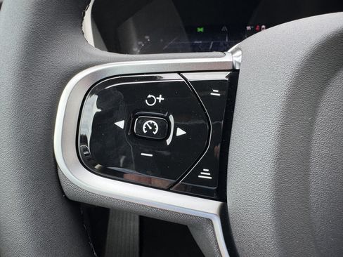 New 2026 Volvo XC60 B5 Core w/ Protection Package image 28